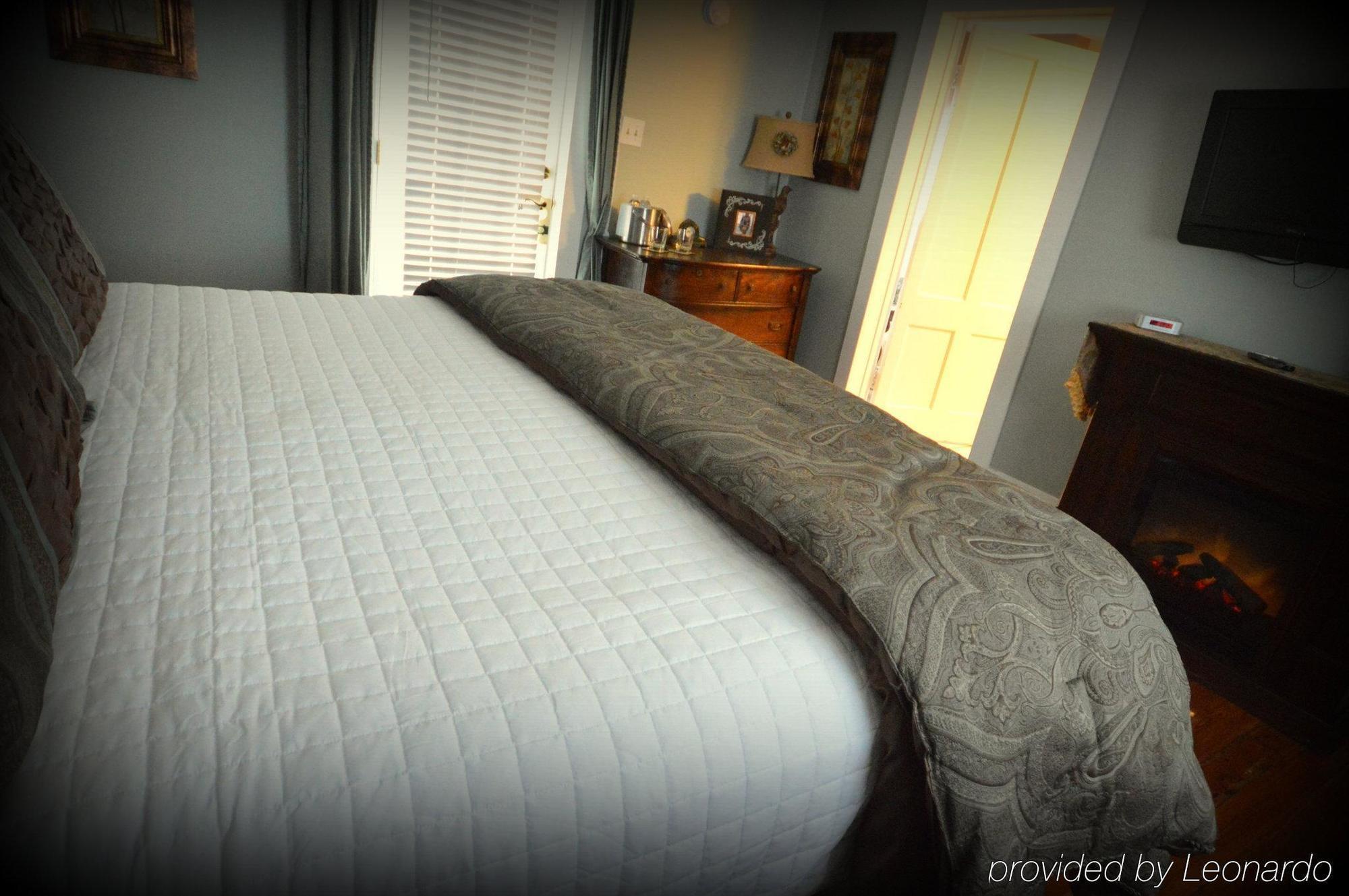 Bayfront Westcott House Bed & Breakfast Сент-Огастин Экстерьер фото